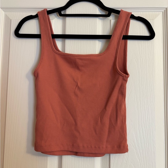 Ultra-Cropped Tank Top, Coral Tropics - Picture 2 of 3
